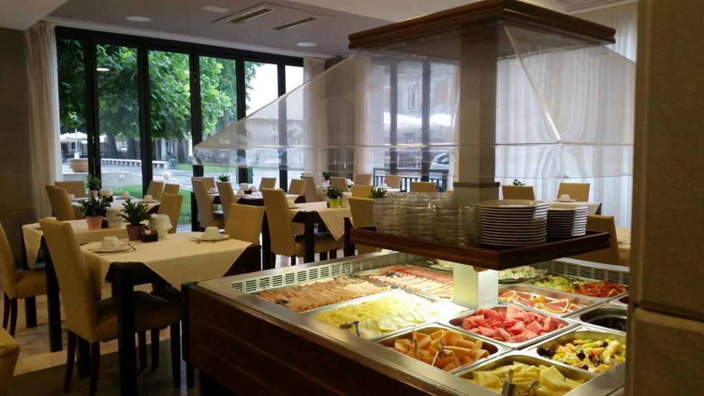 Hotel Fonzari Grado Ngoại thất bức ảnh